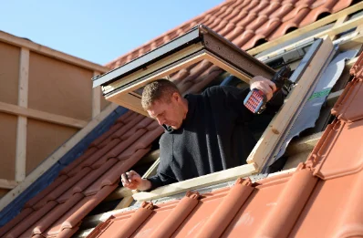 Pose de fenêtres de toit Velux à Urs